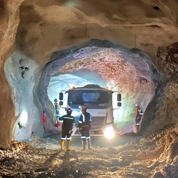 Plataforma minera construida con concreto premezclado en Junín
